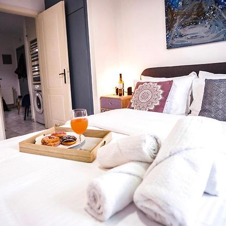 Lux Apartment Downtown Széresz Kültér fotó