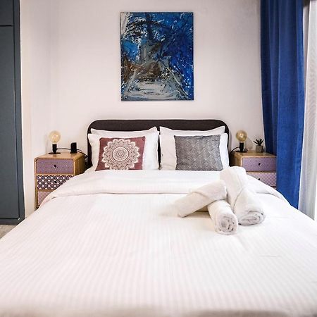 Lux Apartment Downtown Széresz Kültér fotó
